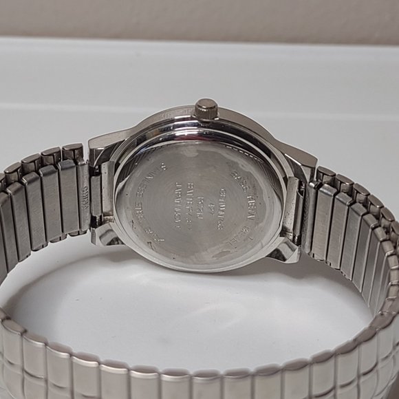 Metal Stretch Watch With Dark Red Dial - Picture 5 of 11